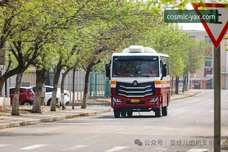 资深行业观察者分享：亚星客车驾驶体验官方下载与实际应用心得